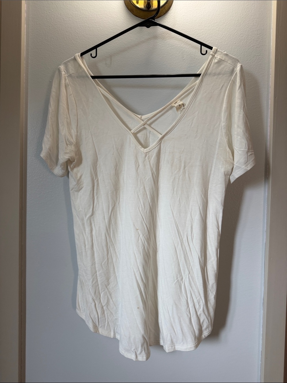 mts White Short-Sleeve V-Neck Tee with Cross-Back Straps